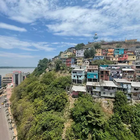 Suite Frente Al Rio En Puerto Santa Ana Riverfront Guayaquil Exterior photo
