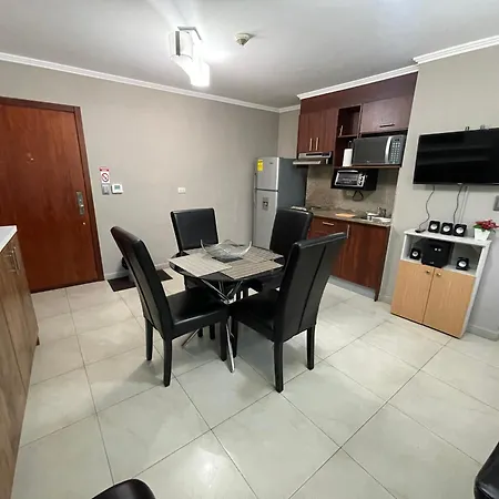Suite Frente Al Rio En Puerto Santa Ana Riverfront Guayaquil Exterior photo