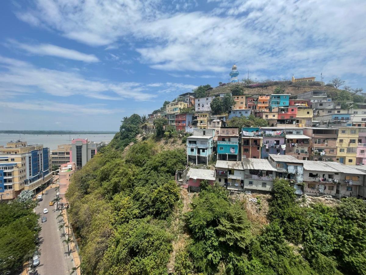 Frente Al Rio En Puerto Santa Ana Riverfront Apartment Guayaquil