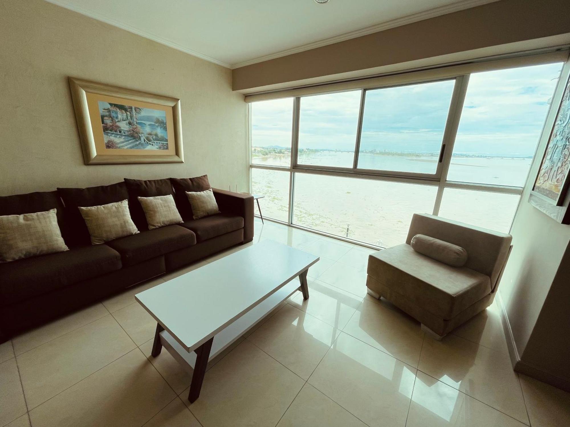 Apartment Frente Al Rio En Puerto Santa Ana Riverfront *