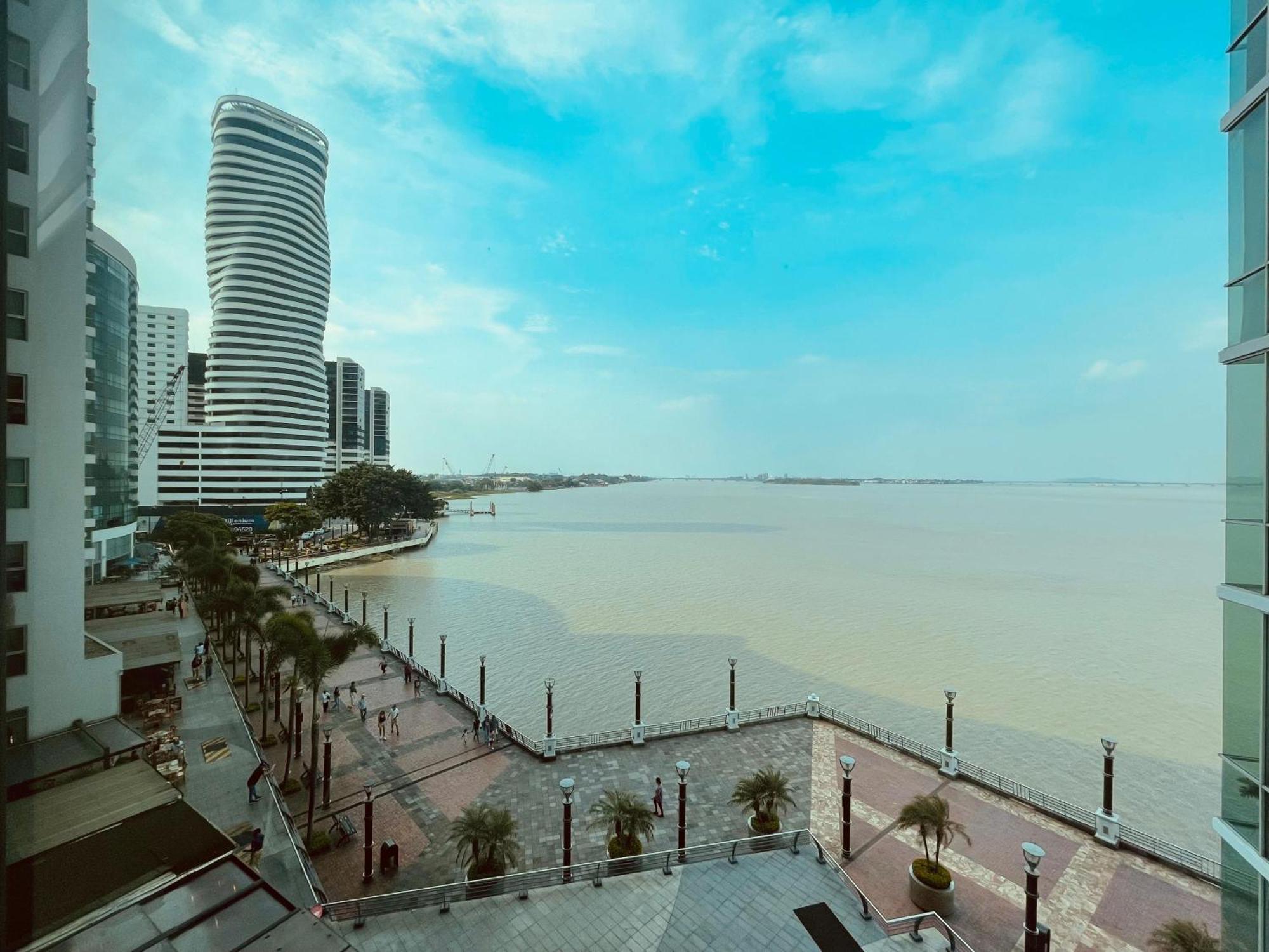 Apartment Frente Al Rio En Puerto Santa Ana Riverfront Guayaquil