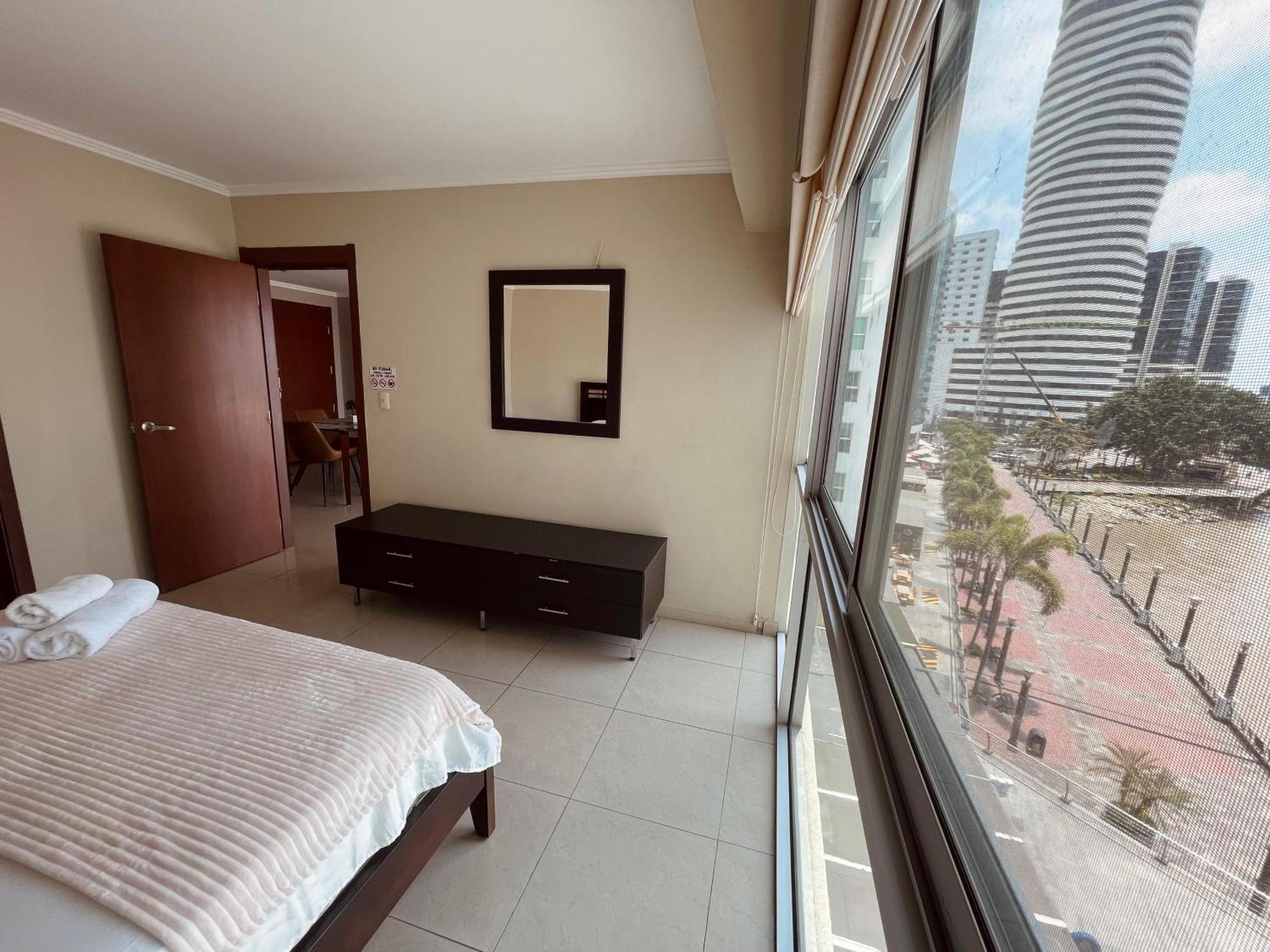 Apartment Frente Al Rio En Puerto Santa Ana Riverfront Guayaquil