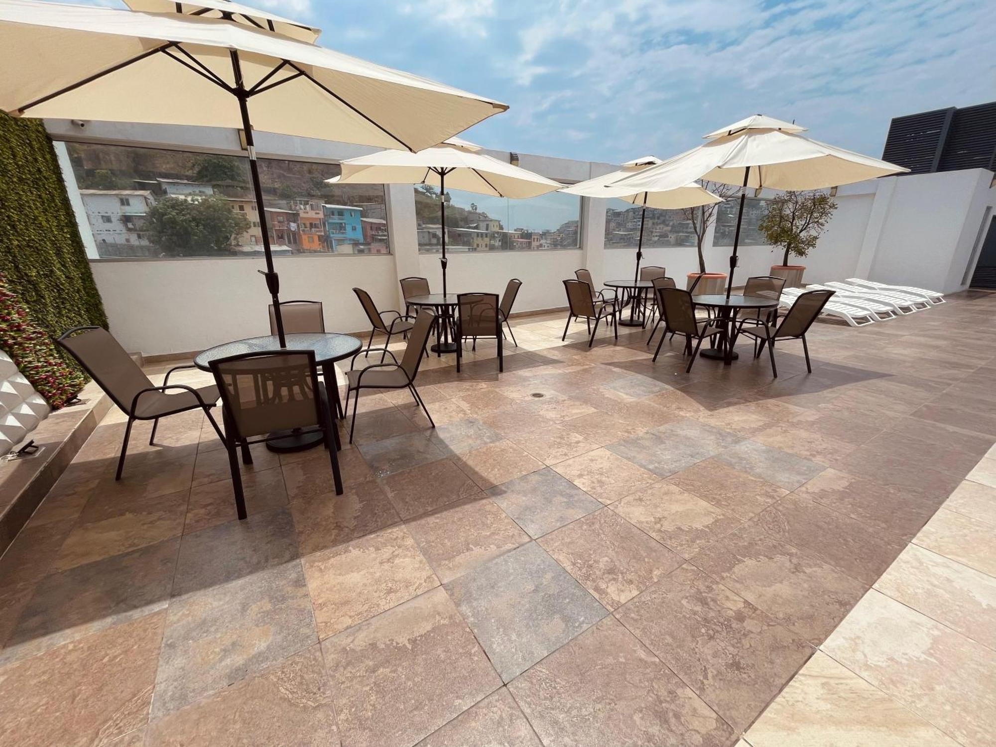 Frente Al Rio En Puerto Santa Ana Riverfront Apartment *