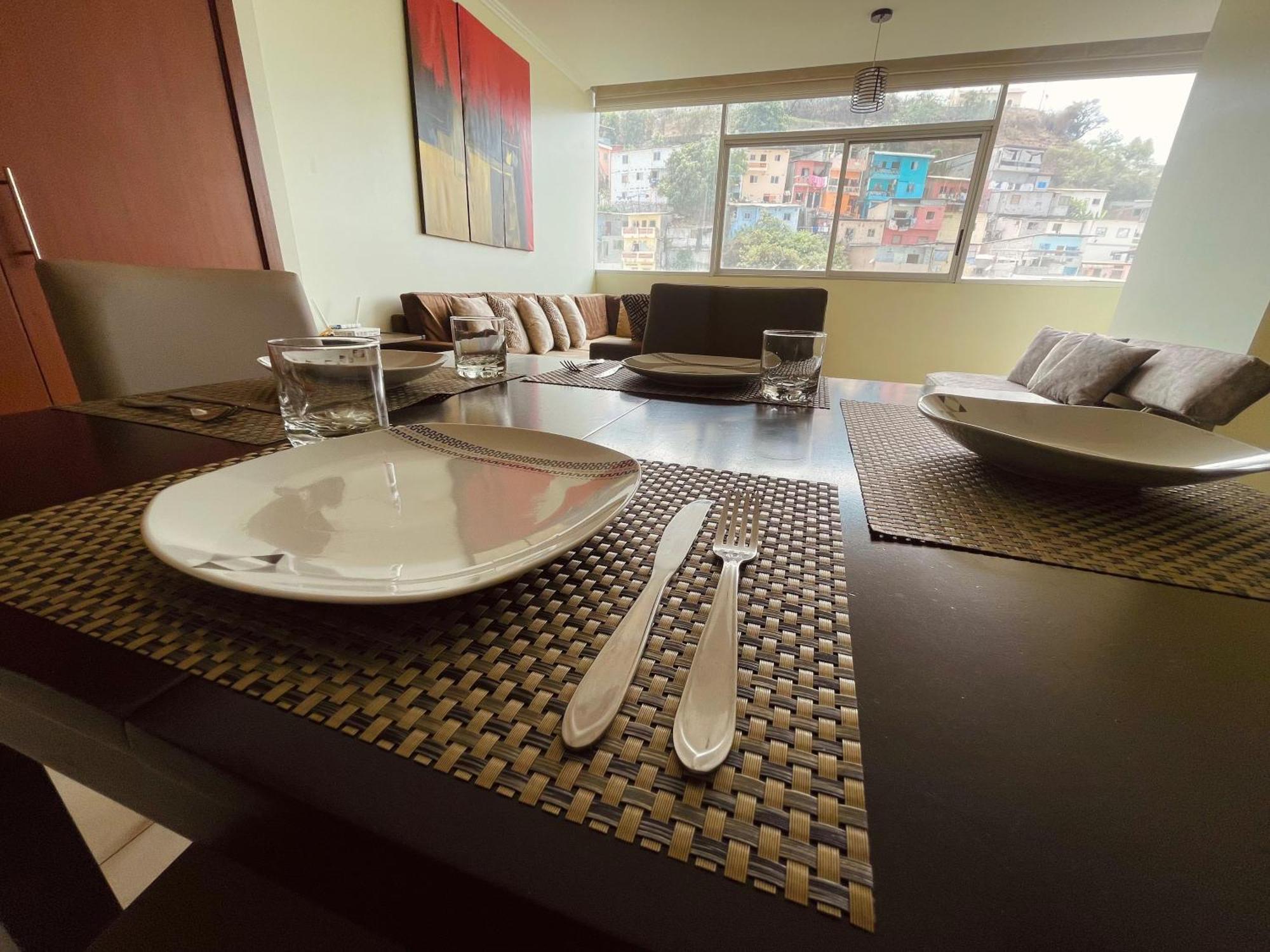 Apartment Frente Al Rio En Puerto Santa Ana Riverfront *